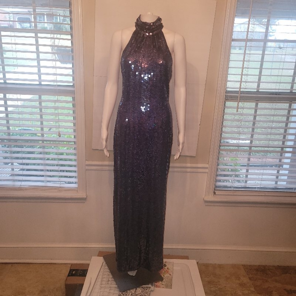 STUNNING NAVY SEQUINED MAXI DRESS